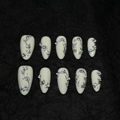 Pearl And Diamond Nails Pearl And Diamond Nails
